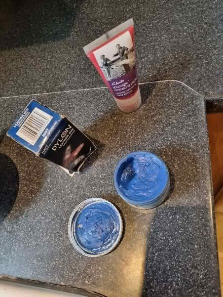 Photo of free Blue and red shoe dye and polish (Stroud GL5) #3