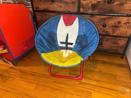 Photo of free toddler chair (East Harlem) #1