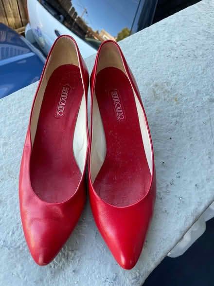 Photo of free Red pumps 9M (Oakland) #1