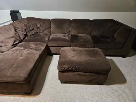 Photo of free L-shaped sectional with ottoman (Crieve Hall) #1