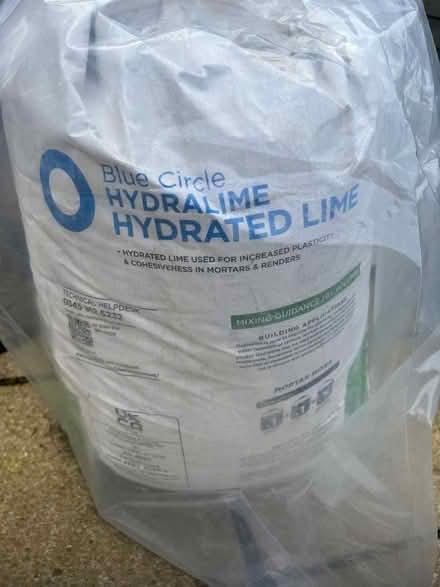 Photo of free Bag of hydrated lime (GU14) #1