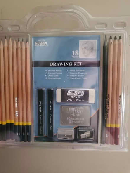 Photo of free Artist pencil set (Bronx, Morrisania) #1