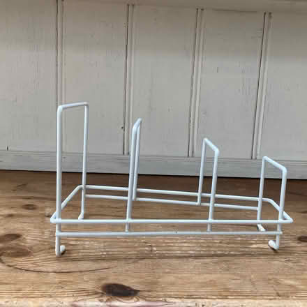 Photo of free Plate rack (Emlyn Gardens W4) #1