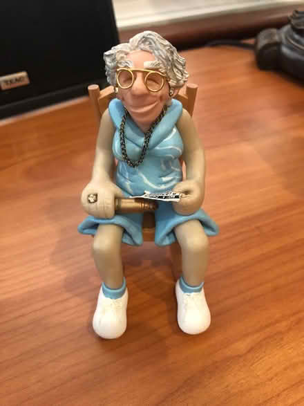 Photo of free Bingo Lady Resin Figurine (Medinah) #1