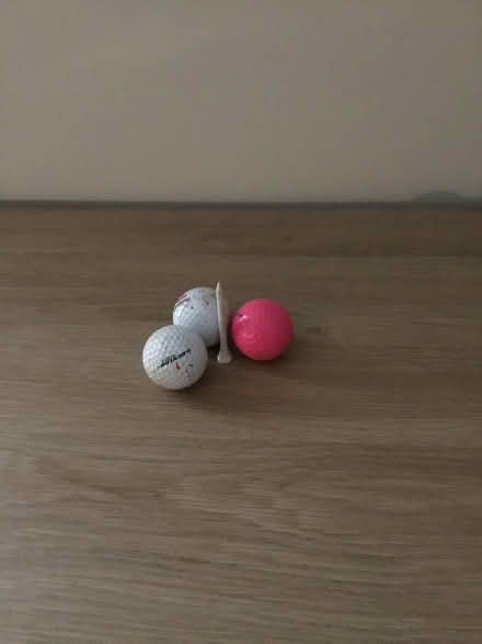 Photo of free 3 golf balls and 1 tee (Glenrothes KY7) #1