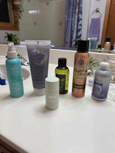 Photo of free Hair and body items (Bensenville) #1