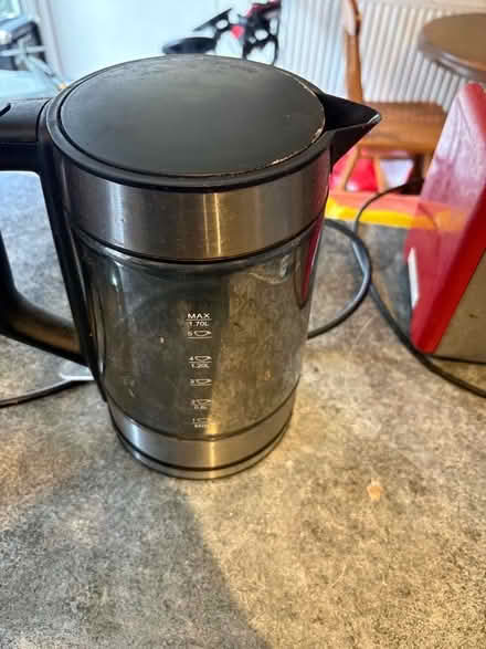 Photo of free Working kettle (no light ) (Gipton LS8) #1