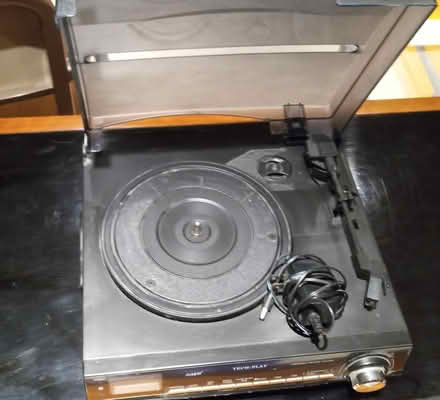 Photo of free Tech-Play vinyl record player (near the Sunnyvale library) #1