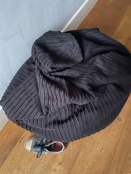 Photo of free Bean bag for medium dog (Chiswick W4) #2