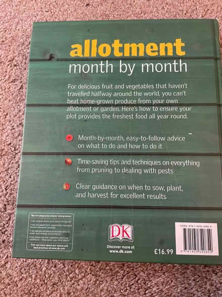 Photo of free Allotment gardening book (Longbarn WA2) #2