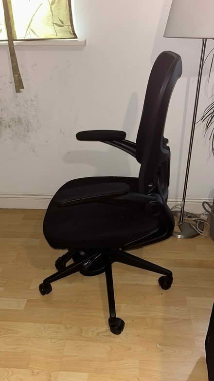 Photo of free Game or desk chair (SE8) #1