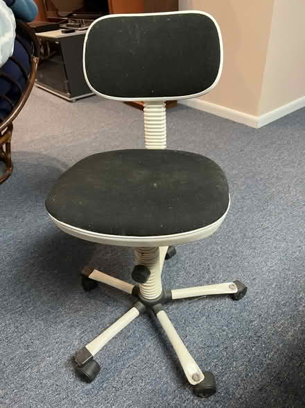 Photo of free Desk chair (Brewster) #1