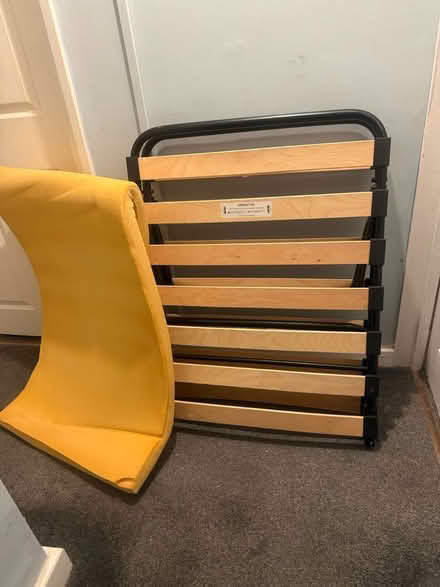 Photo of free Single fold up bed (DE24 derby) #1