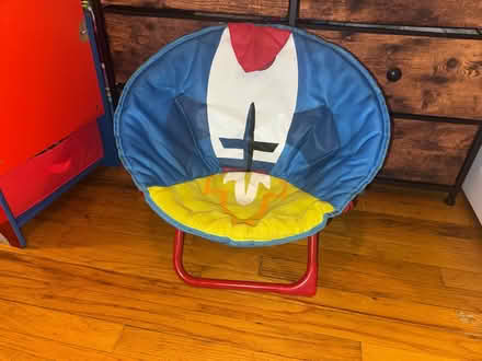 Photo of free toddler chair (East Harlem) #2