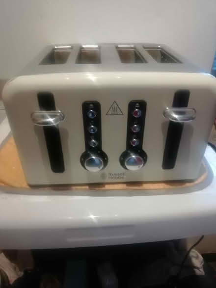 Photo of free 4 slice toaster (Orford WA2) #1