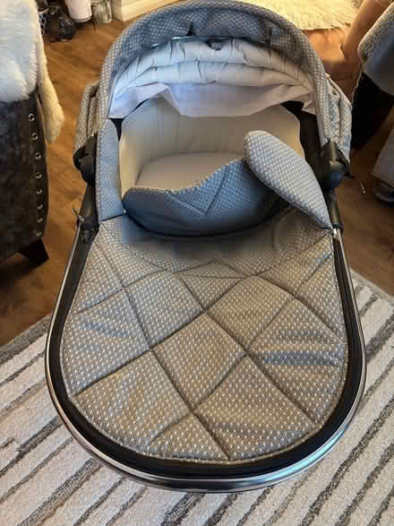 Photo of free Baby carry cot ONLY for newborn (Bilton, Rugby) #2