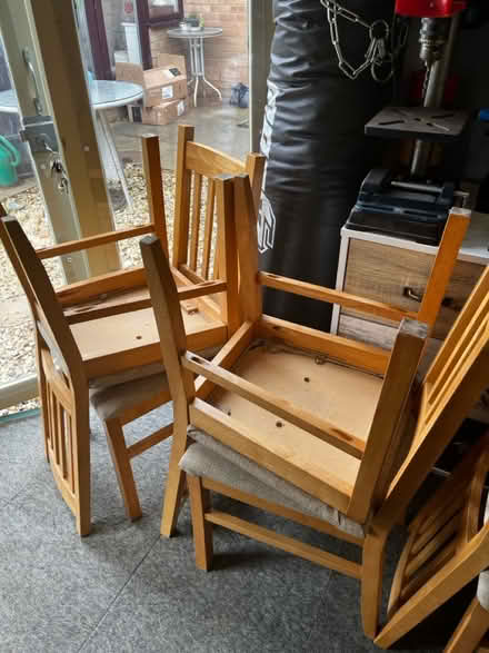 Photo of free 6 dining chairs (Caversfield OX27) #3