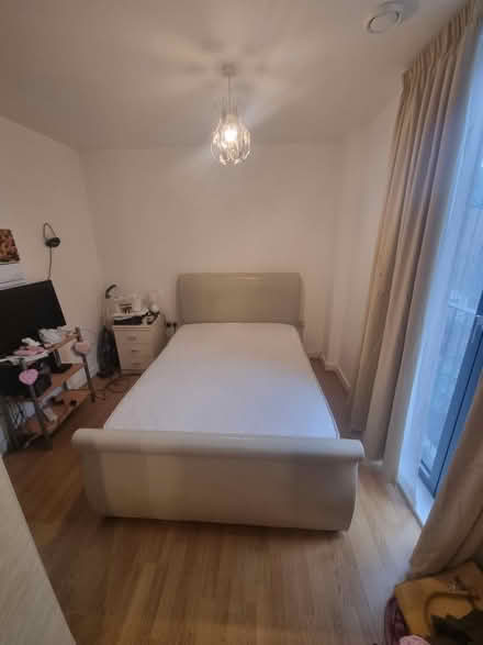 Photo of free Double bed (West london w10) #1