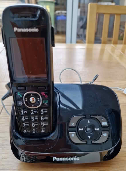 Photo of free Cordless Multi phone system set (Cheam SM3) #2