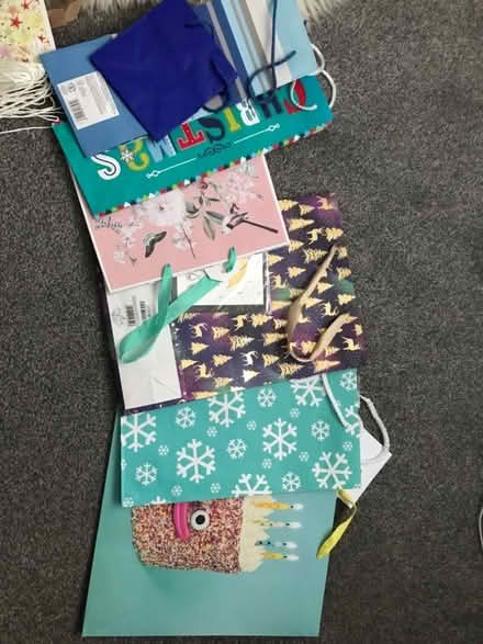 Photo of free Various gift bags and table decorations (Whiteway) #2