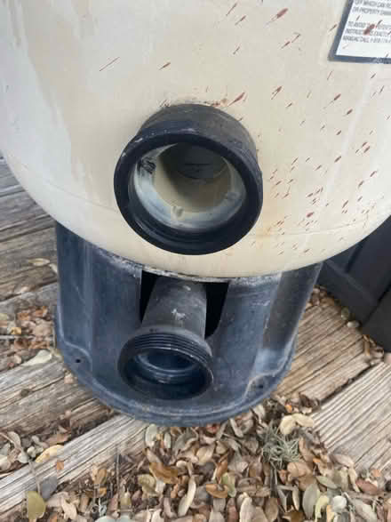 Photo of free DE pool filter (Leon springs) #3