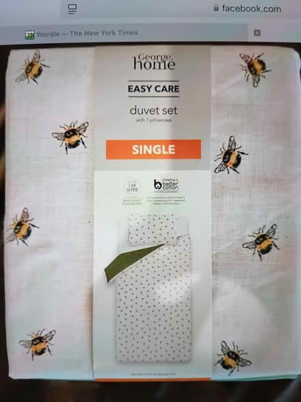 Photo of Duvet with bees on- single (Corsham SN13) #1