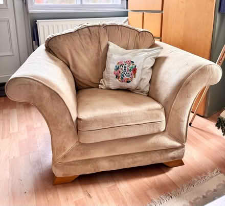 Photo of free Beige armchair (L6) #1