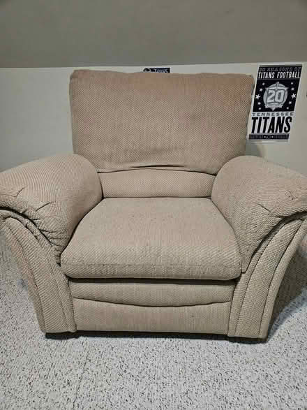 Photo of free Recliner (Crieve Hall) #1