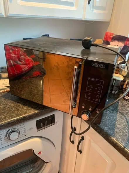 Photo of free Microwave (Bloxham OX15) #1