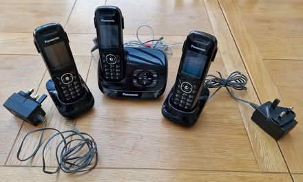 Photo of free Cordless Multi phone system set (Cheam SM3) #1