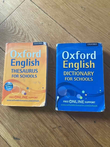 Photo of free Dictionary and thesaurus (SS2) #1