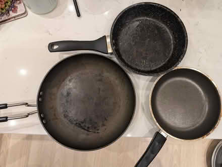 Photo of free Set of pans (WC1X King's Cross) #1