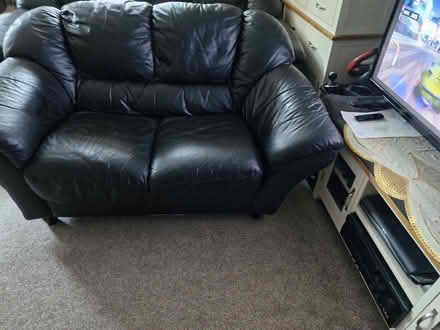 Photo of free Leather Sofas (LU2) #2