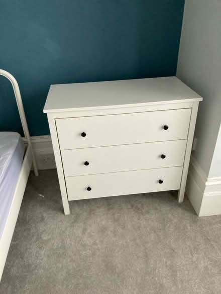 Photo of free White chest of drawers (Sydenham SE26) #2