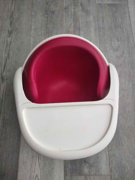 Photo of free Bumbo Baby Floor Seat With Tray (CM11) #2