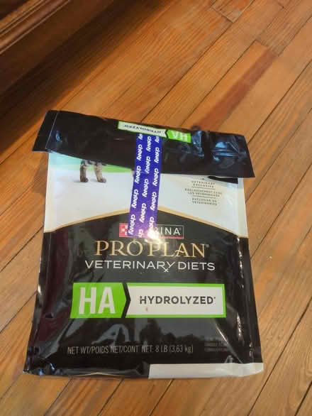 Photo of free Purina hypoallergenic cat kibble (Logan Circle) #1