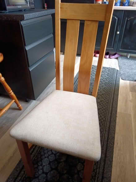 Photo of free Table chairs (AL10) #1