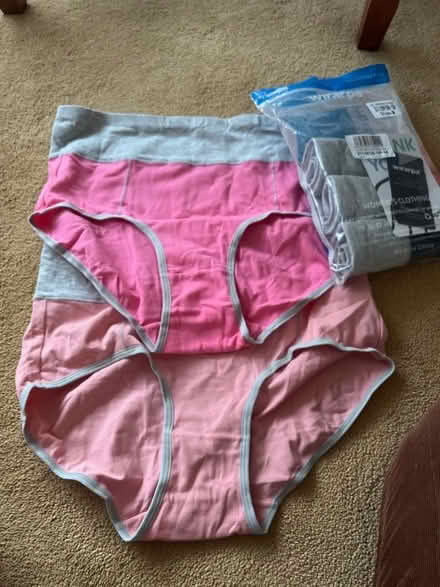 Photo of free Brand new women’s pants (Blacklands TN34) #1