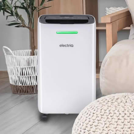 Photo of 10L or up Dehumidifier (Springfield CM1) #1