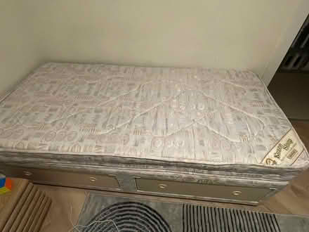 Photo of free single divan bed with mattress (Ln2) #2