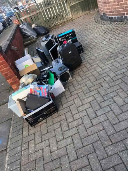 Photo of free Assorted items (LE4, northfield area) #1