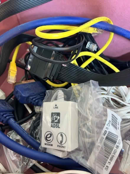 Photo of free Various cables, connectors, wires (West Bridgford NG2) #3