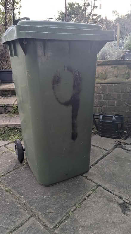 Photo of free Green bin (DA7) #1