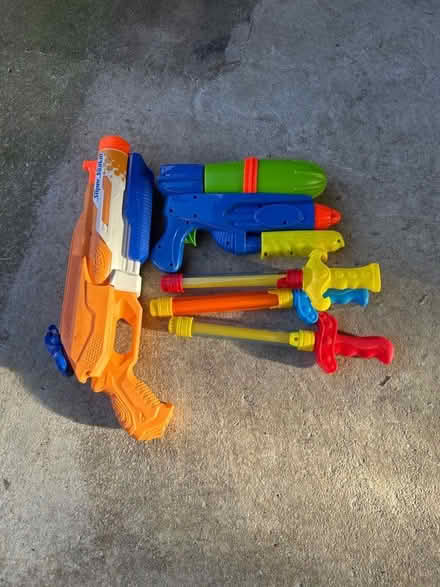Photo of free Water guns (Gleadless Common S12) #1
