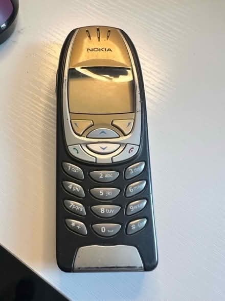 Photo of free Nokia 6310i mobile phone (West Bridgford NG2) #1