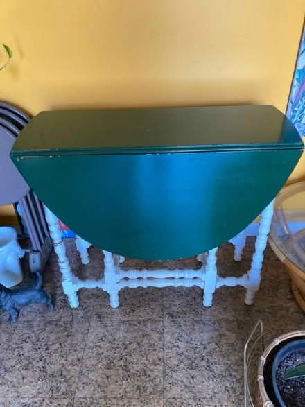 Photo of free Vintage gate leg table (Pembroke Pines) #1