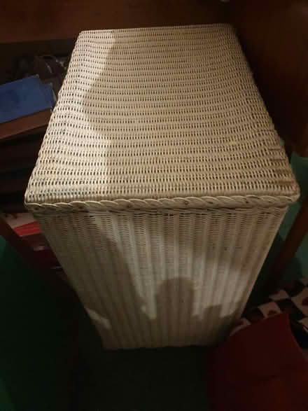 Photo of free Vintage wicker basket (CT20) #3