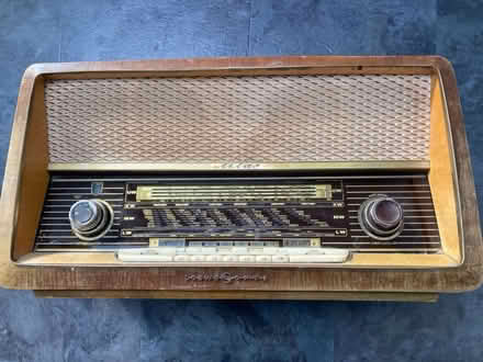 Photo of free Very large vintage radio (Bexhill on sea TN39) #1