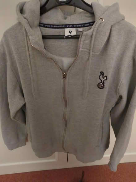 Photo of free Spurs women's hoody (Cassiobury, Watford WD17) #1