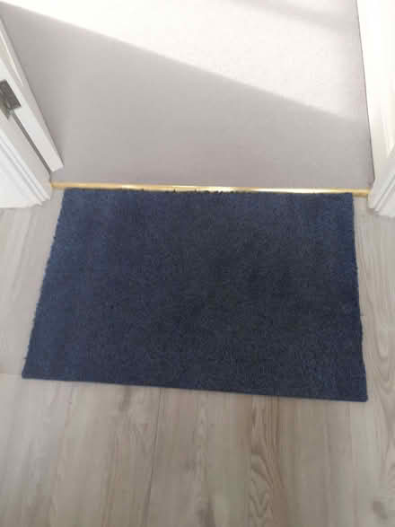 Photo of free Small mat/rug (Chesterton CB4) #1